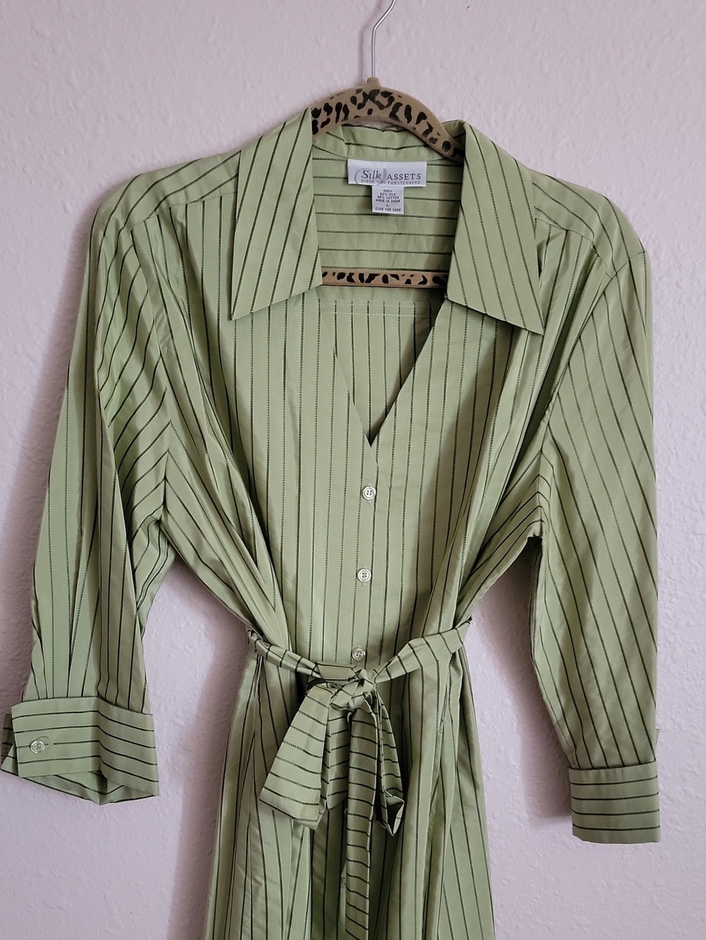Diane Von Furstenberg Silk Assets Light Green Pinstripe Sheen Button Shirt Dress - Picture 3 of 7